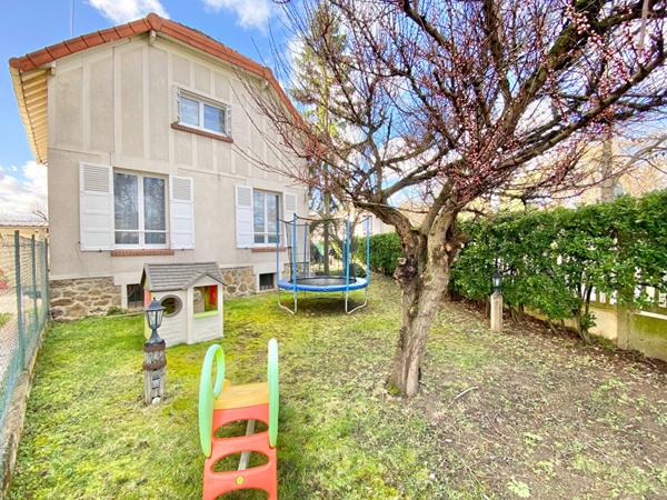 Maison de 124m2  habitables - Sartrouville -quartier Les Richebourgs