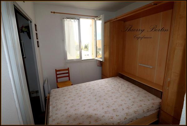 Dpt Var (83), à vendre FREJUS appartement T2 de 26,1 m²