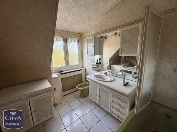 Maison à vendre 4 pièces 85.5m² Béthune (62400)