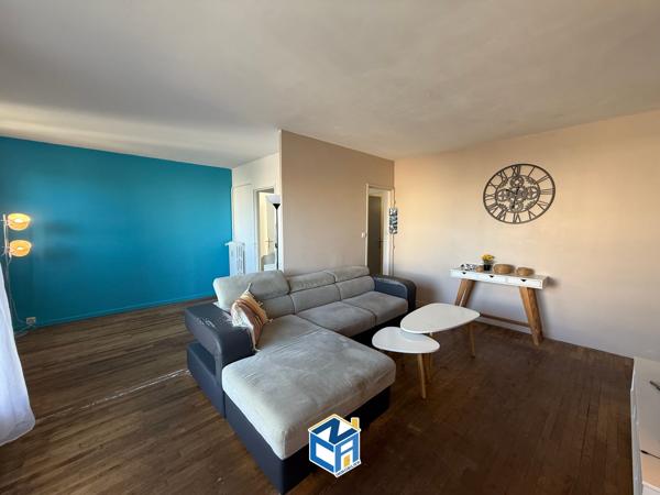 APPARTEMENT T4 - 2 CHAMBRES - PARKING - PROCHE COMMODITÉS