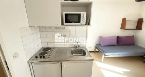 Location Studio meublé 18.36 m² - Saint-étienne 42000