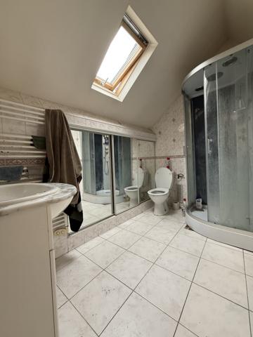 PAVILLON F7- LE BLANC-MESNIL