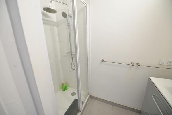 49100 ANGERS APPARTEMENT 3CH - BALCON - CAVE - 2 PARKING