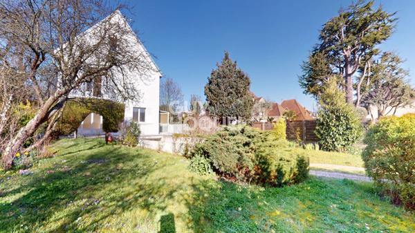 Maison Ermont 8 pièces 221 m2