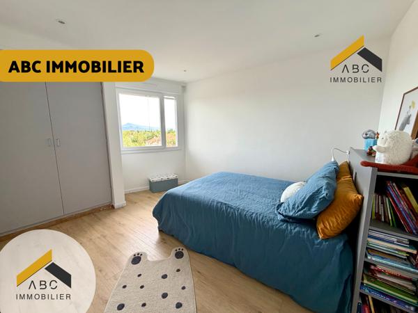 Appartement de 193M2 avec grande terrasse