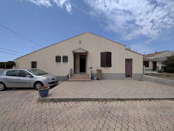 Vente                                                      Maison
                        
                     5 pièces                      108 m2                     à Port-de-Bouc