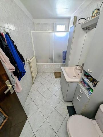Vente                                                      Maison
                        
                     5 pièces                      108 m2                     à Port-de-Bouc