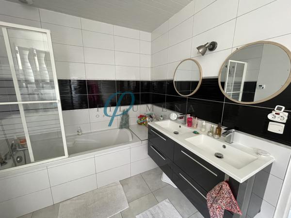 Maison 6 pièces 146 m²
