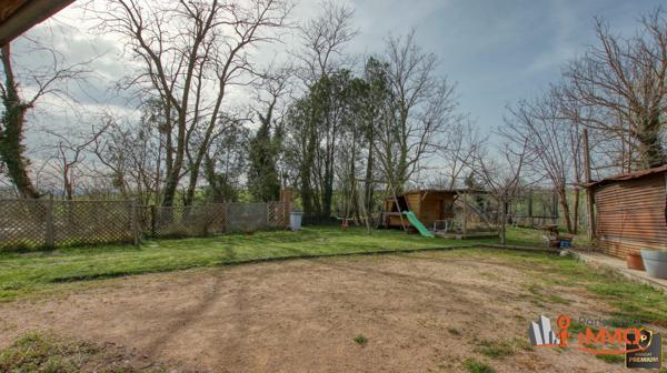Corps de ferme avec 10000m² de terrain