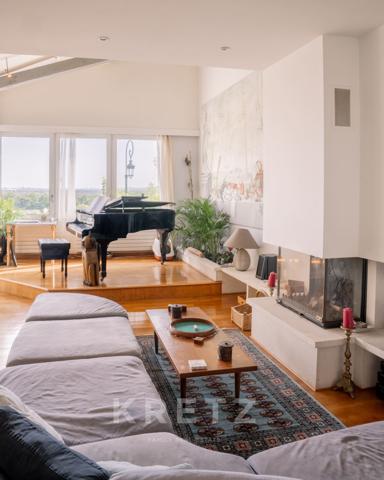Propriété avec jardin et terrasse avec vue sur la Tour Eiffel