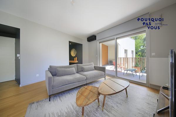 T4 récent avec terrasse