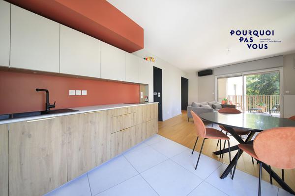 T4 récent avec terrasse