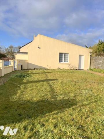 A 200 m de la plage maison construite en 1975 