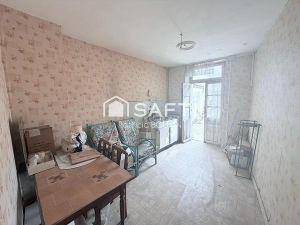 IMMEUBLE DE 3 LOGEMENTS + LOCAL COMMERCIAL AU CENTRE VILLE DE NIORT