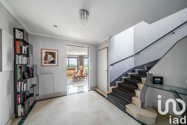 Appartement à vendre 7 pièces 239 m² Suresnes