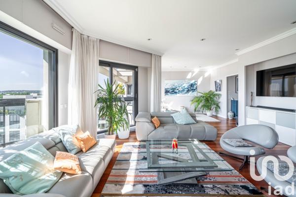 Appartement à vendre 7 pièces 239 m² Suresnes