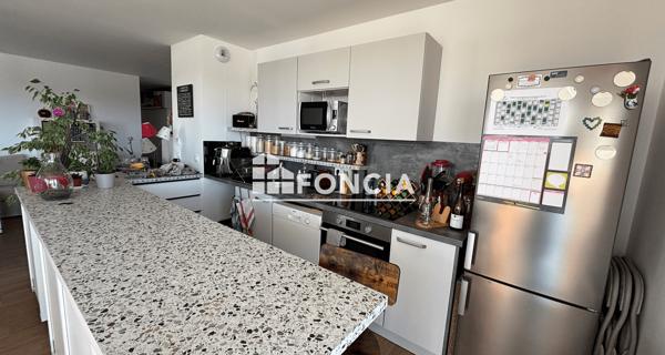 Location Appartement 5 pièces 101.6 m² - Tours 37100
