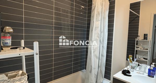 Location Appartement 5 pièces 101.6 m² - Tours 37100