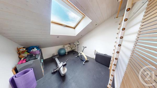 Maison à vendre  7 pièces - 204,40 m2 LES FINS - 25