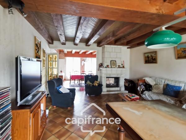 Maison à vendre 7 pièces BESSE SUR BRAYE (72)  -  terrain de 4035 m²  -