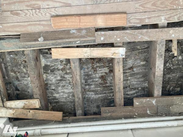 SAINT NICOLAS - MAISON DE VILLE A RENOVER