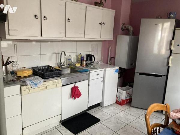 SAINT NICOLAS - MAISON DE VILLE A RENOVER