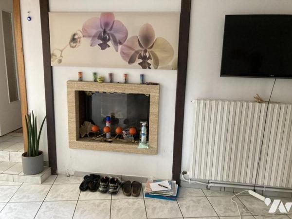 SAINT NICOLAS - MAISON DE VILLE A RENOVER