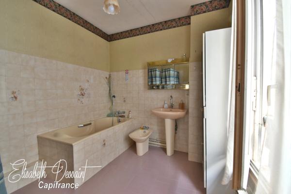 Exclusivité Centre de Biarritz : Maison de ville de 62 m² à rénover