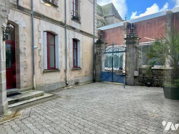 A VENDRE QUIMPER IMMEUBLE MIXTE COMMERCE & HABITATION