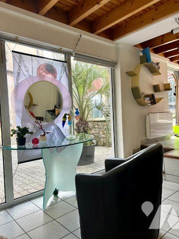 A VENDRE QUIMPER IMMEUBLE MIXTE COMMERCE & HABITATION