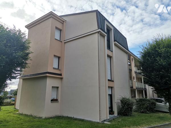 PACE - Appartement T2 de 43 m² et place de stationnement privative