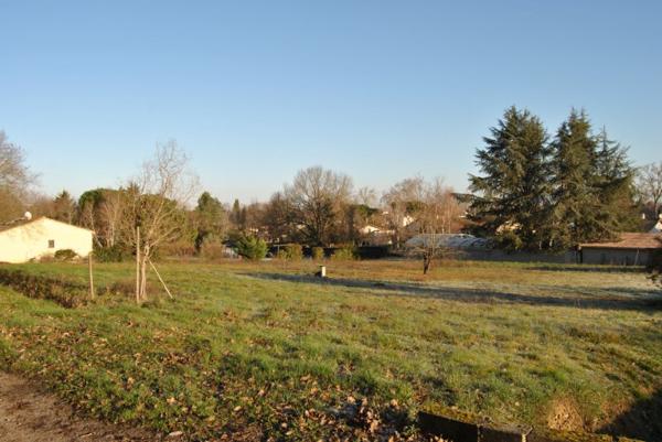 Terrain a bâtir - 1250 m²
