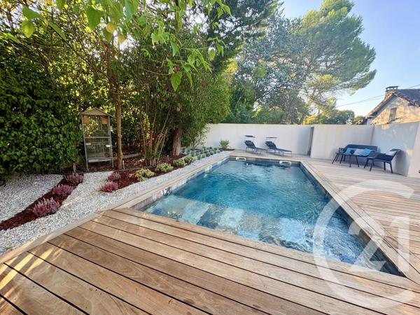 Maison à vendre  5 pièces - 149,61 m 2   NIMES  - 30