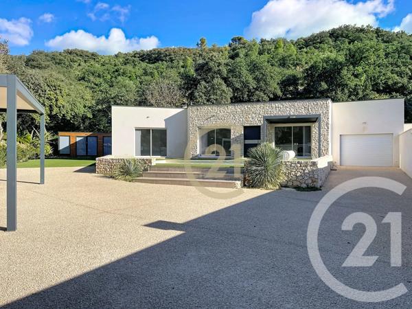 Maison à vendre  5 pièces - 149,61 m 2   NIMES  - 30