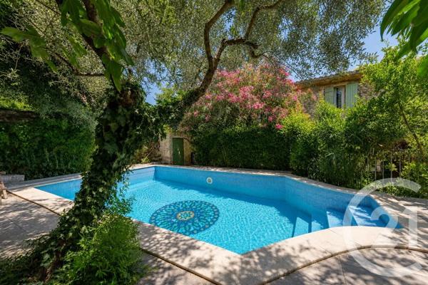 Maison à vendre  5 pièces - 149,61 m 2   NIMES  - 30