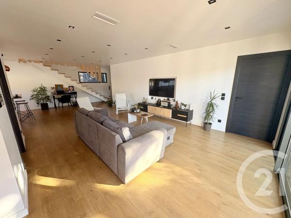 Maison à vendre  5 pièces - 149,61 m 2   NIMES  - 30