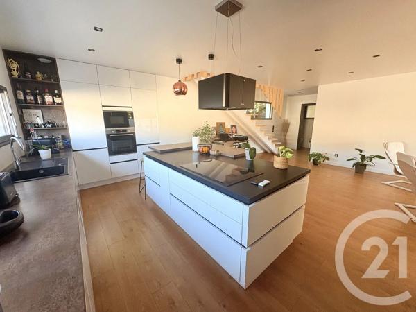 Maison à vendre  5 pièces - 149,61 m 2   NIMES  - 30