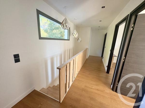 Maison à vendre  5 pièces - 149,61 m 2   NIMES  - 30