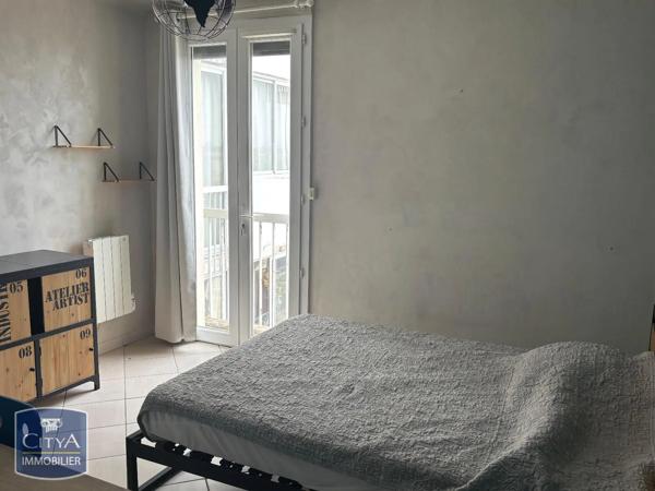 Appartement à louer 3 pièces 63.65m² Frontignan (34110)