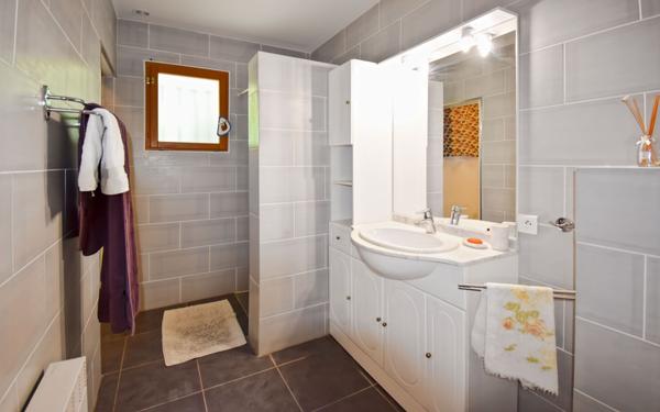 Maison à vendre    3 pièces •  Uzès