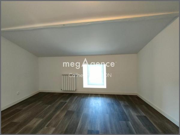 Maison à JAVREZAC, 16100 - 7 pièces 165m²