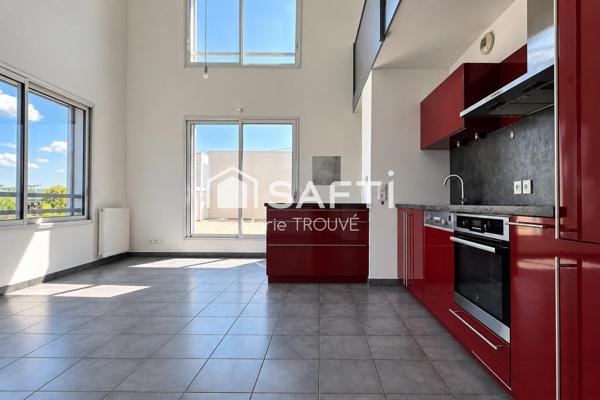 Appartement T4 en duplex avec belle terrasse ensoleillée