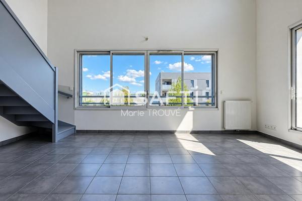 Appartement T4 en duplex avec belle terrasse ensoleillée