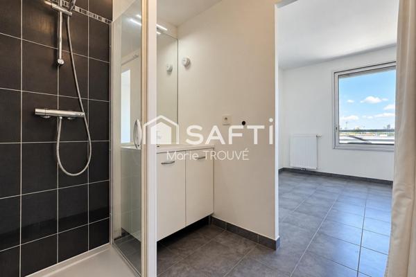 Appartement T4 en duplex avec belle terrasse ensoleillée