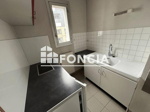 Location Studio 30.06 m² - 53 COURS JEAN JAURES Grenoble 38000