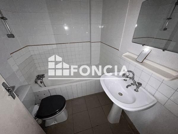 Location Studio 30.06 m² - 53 COURS JEAN JAURES Grenoble 38000