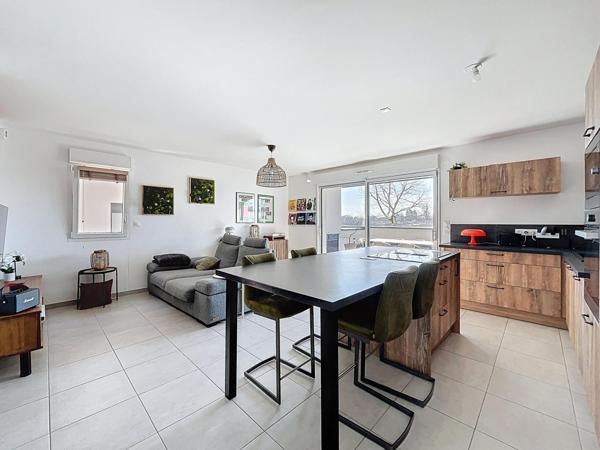 Superbe appartement au domaine du port avec terrasse et jardin