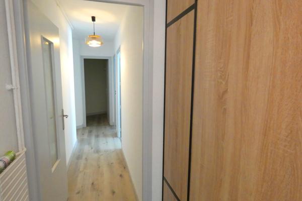 T3 RENOVE ASCENSEUR TARRASSE PARKING Aurillac (15000)