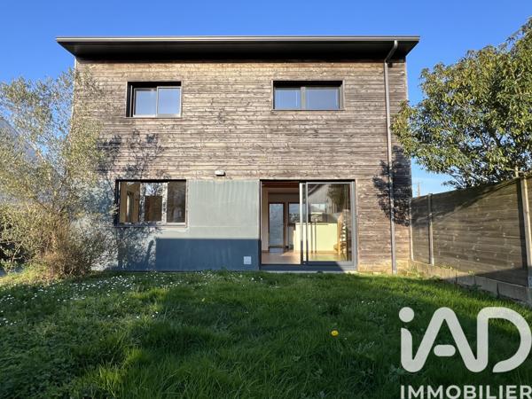 Maison à vendre 5 pièces 103 m² Sainte-Pazanne