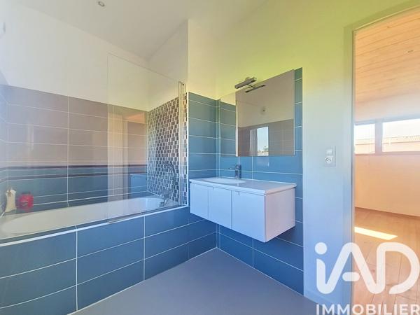 Maison à vendre 5 pièces 103 m² Sainte-Pazanne